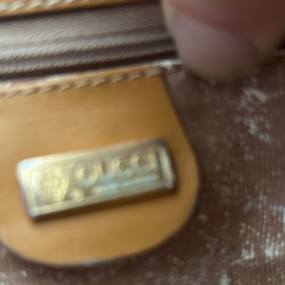 100% Authentic Gucci Tan and Brown Crossbody Bag - Picture 6 of 10